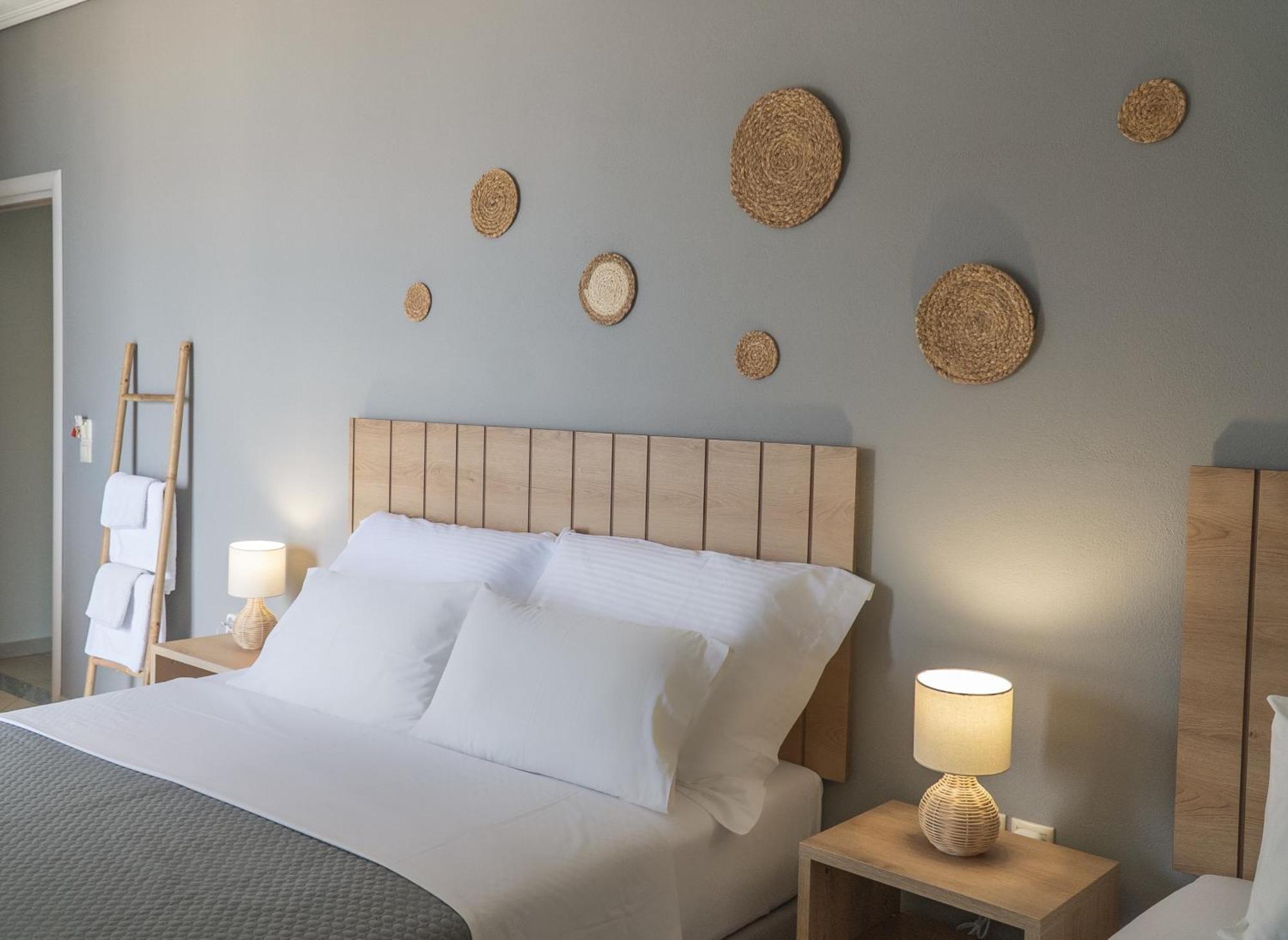 Rondo'S Hotel Himare Esterno foto